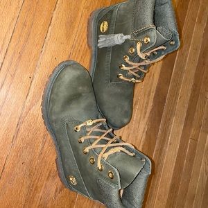 Green Timberlands 8.5W